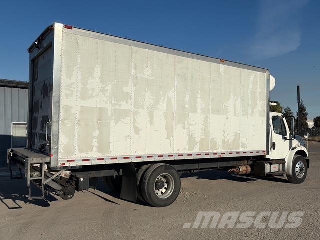 Freightliner M2 106 - Külmikautod