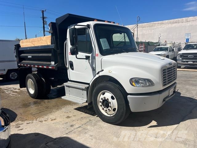 Freightliner M2 106 Kiper tovornjaki