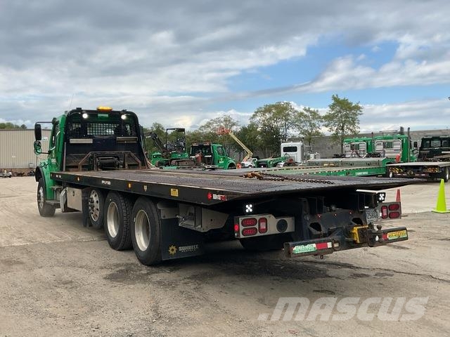 Freightliner M2 106 救援車