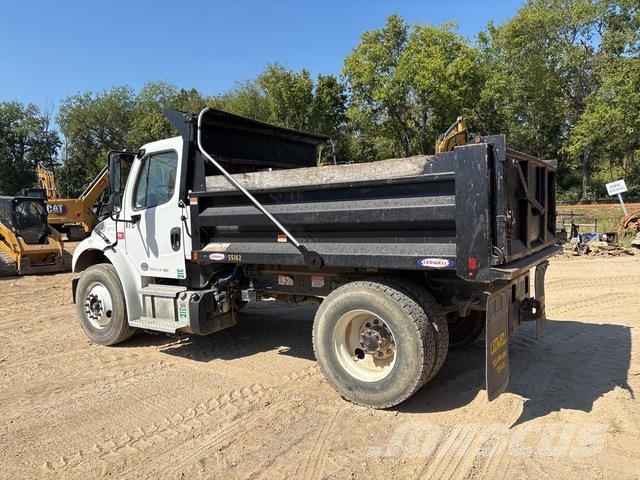 Freightliner M2 106 Camiones bañeras basculantes o volquetes