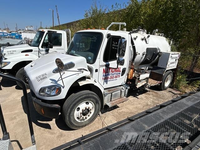 Freightliner M2 106 Camiones aspiradores/combi