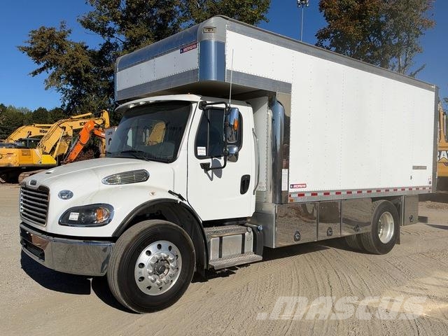 Freightliner M2 106 Furgons