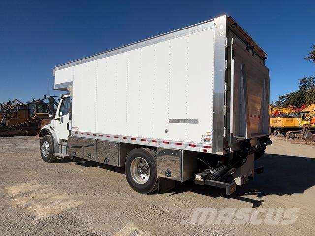 Freightliner M2 106 Furgons