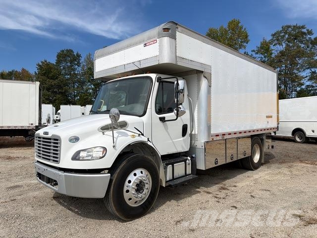 Freightliner M2 106 Samochody ciężarowe ze skrzynią zamkniętą