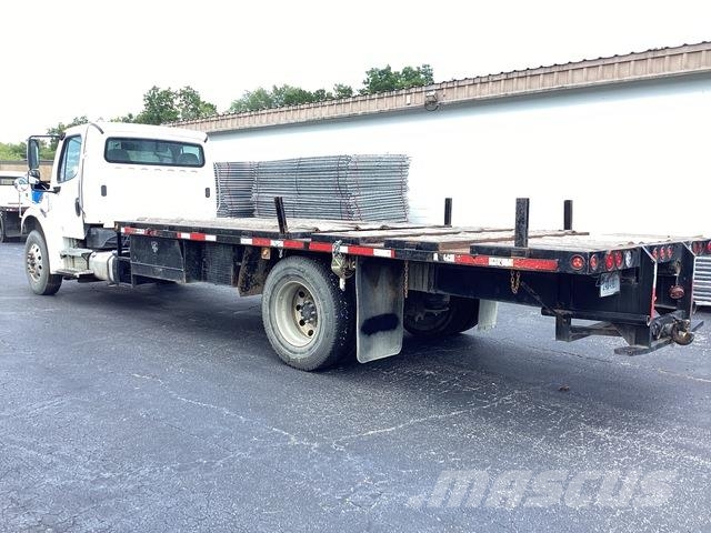 Freightliner M2 106 Platte bakwagens
