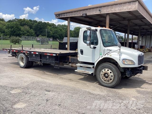 Freightliner M2 106 Platte bakwagens