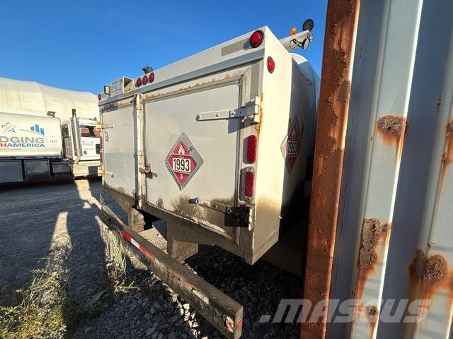 Freightliner M2 106 Caminhões-tanque