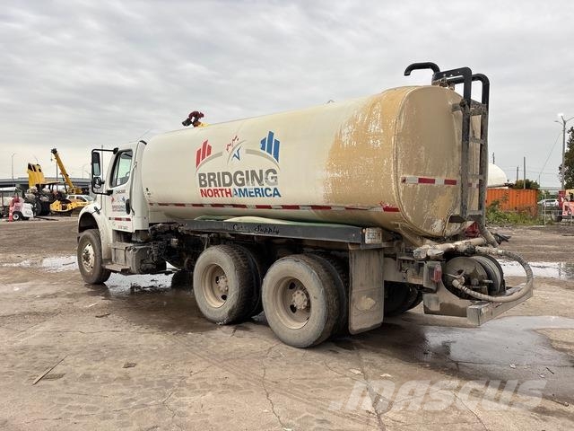 Freightliner M2 106 Поливочные машины