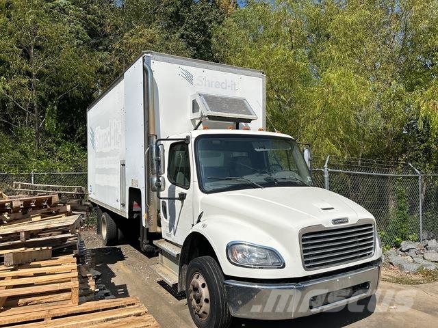 Freightliner M2 106 Komunalni tovornjaki