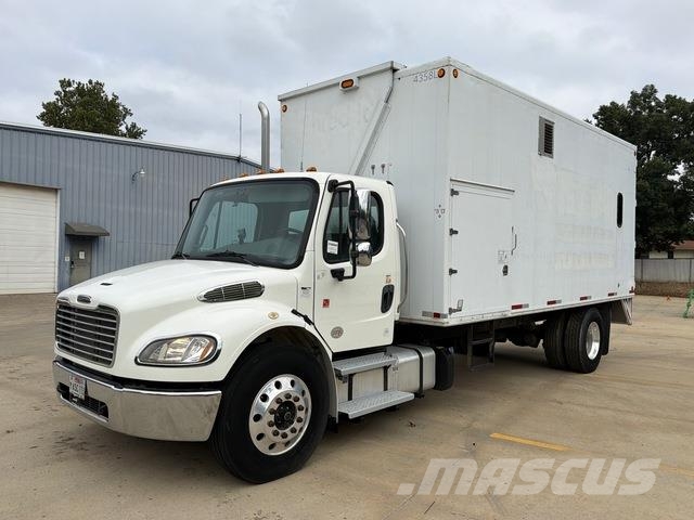 Freightliner M2 106 Сміттєвози