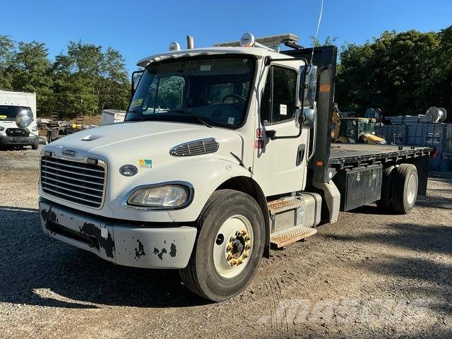 Freightliner M2 106 Kamioni sa otvorenim sandukom