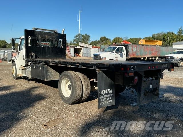 Freightliner M2 106 Kamioni sa otvorenim sandukom