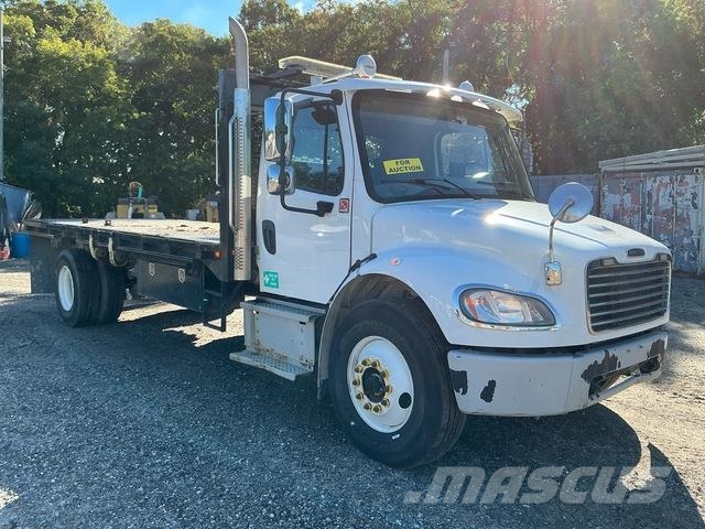 Freightliner M2 106 Kamioni sa otvorenim sandukom