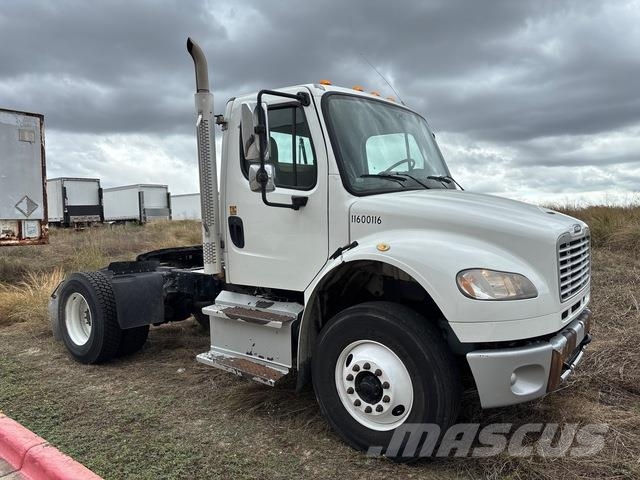 Freightliner M2 106 Traktorske jedinice