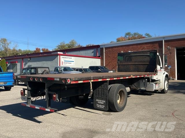 Freightliner M2 106 Kamioni sa otvorenim sandukom