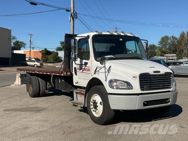 Freightliner M2 106 Kamioni sa otvorenim sandukom