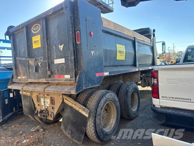 Freightliner M2 106 Kiper kamioni