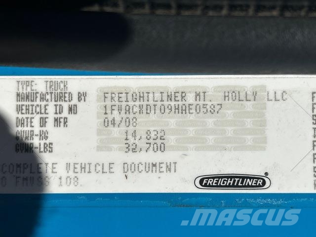 Freightliner M2 106 Platformas/izkraušana no sāniem