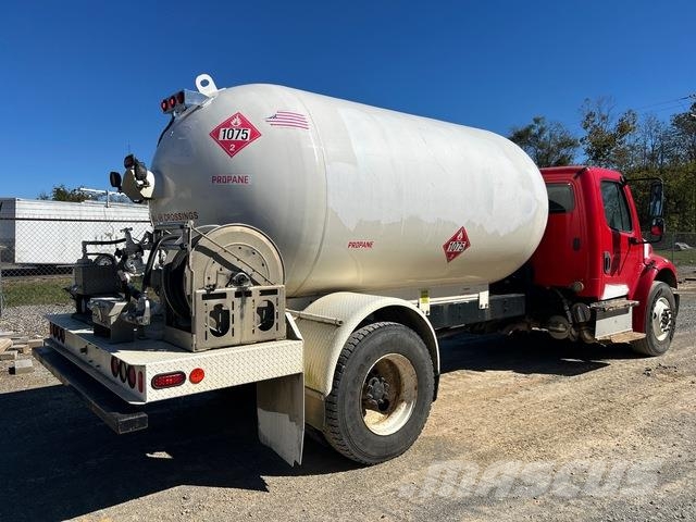 Freightliner M2 106 Statyba - Kita