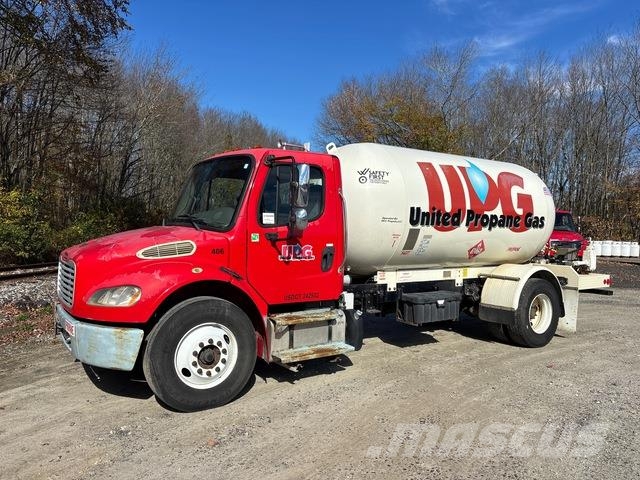 Freightliner M2 106 Statyba - Kita