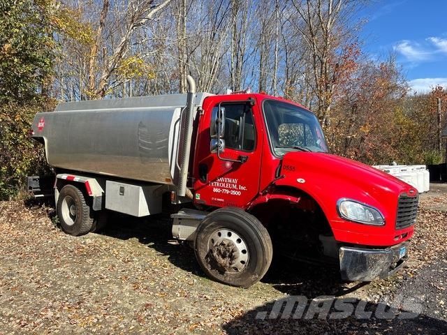 Freightliner M2 106 Statyba - Kita