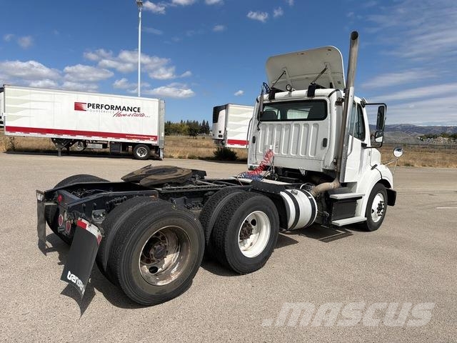 Freightliner M2 112 Prime Movers