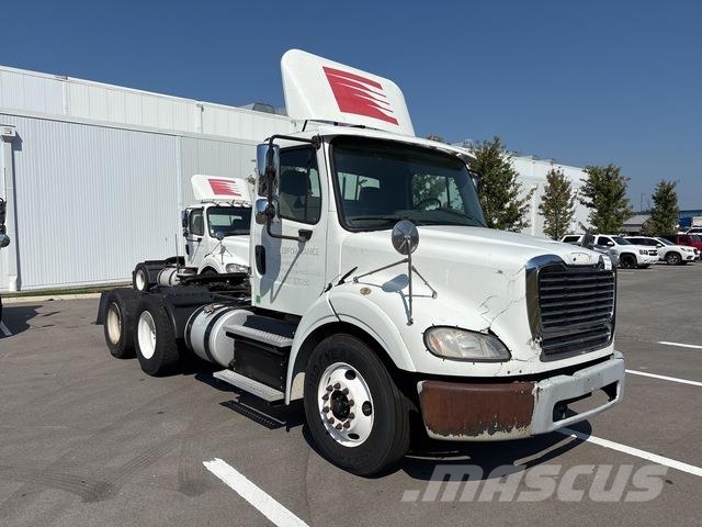 Freightliner M2 112 Tractores (camiões)