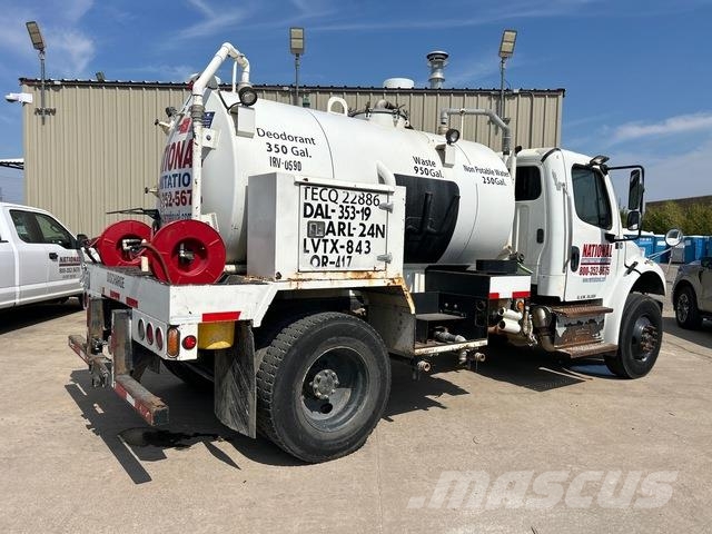 Freightliner M2 112 Kombinované/Čerpací cisterny