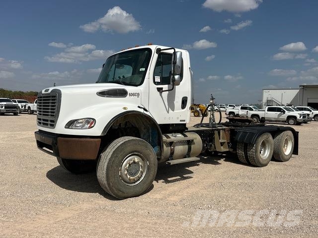 Freightliner M2 112 Sattelzugmaschinen