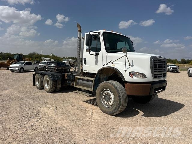 Freightliner M2 112 Sattelzugmaschinen