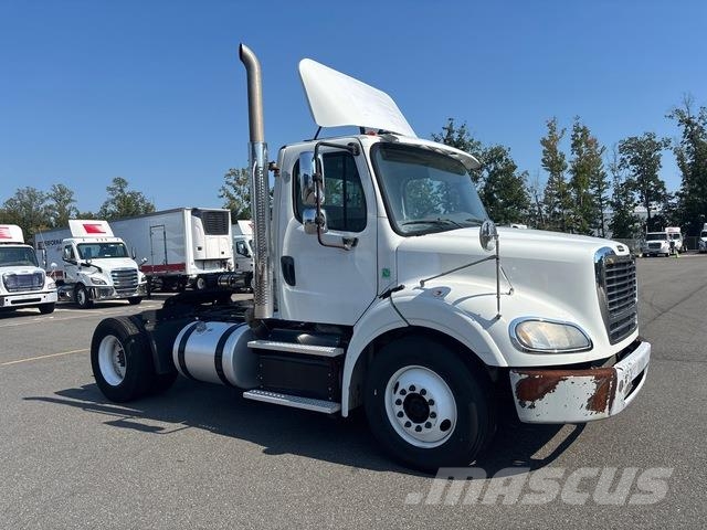 Freightliner M2 112 Tractores (camiões)