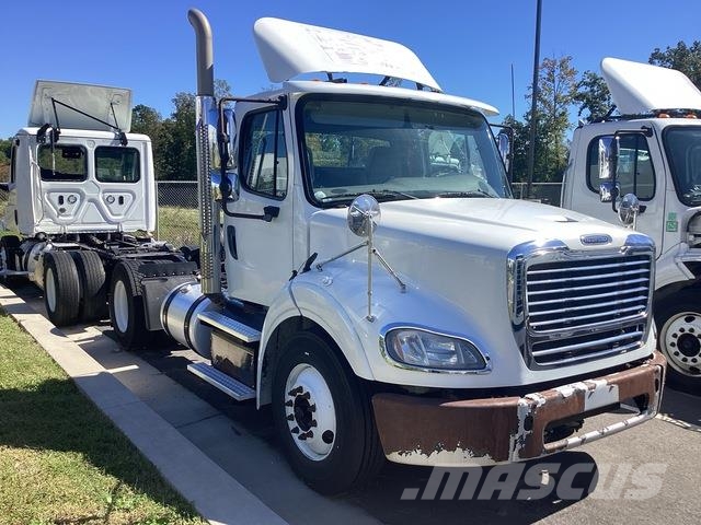 Freightliner M2 112 Tahače