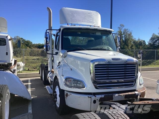 Freightliner M2 112 Tahače