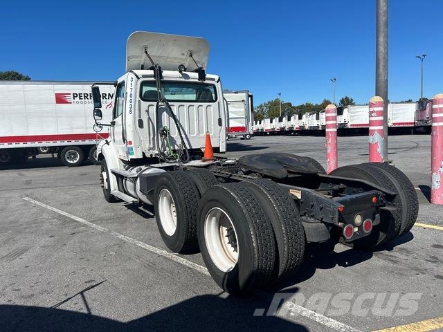 Freightliner M2 112 وحدات الجر