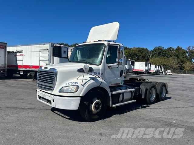 Freightliner M2 112 Sattelzugmaschinen