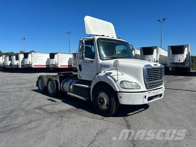 Freightliner M2 112 وحدات الجر