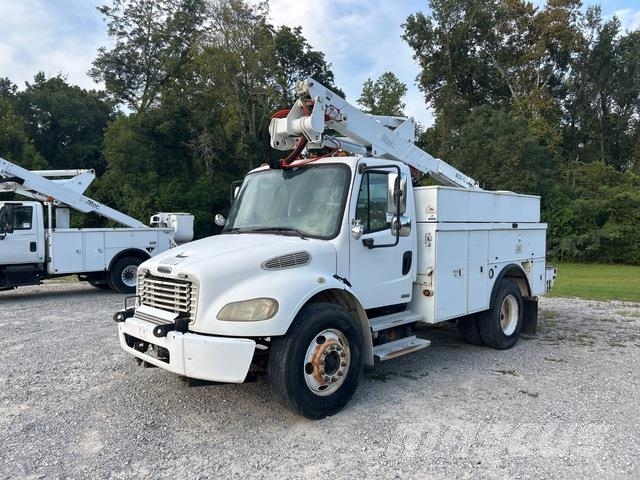Freightliner M2106 Lastbilmonterede lifte