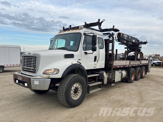 Freightliner M2112 Autogru