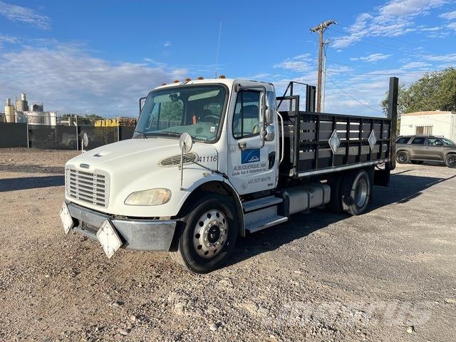Freightliner M250 Platte bakwagens
