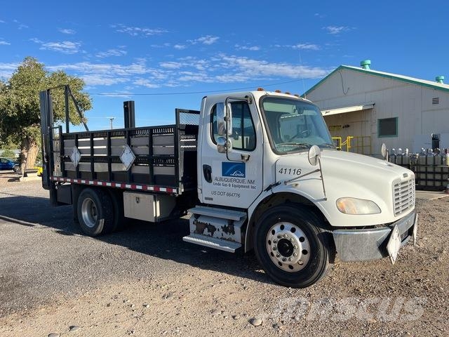 Freightliner M250 Platte bakwagens