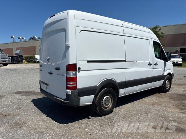 Freightliner Sprinter 2500 Gesloten bedrijfswagens