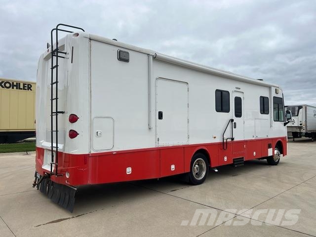Freightliner Winnebago Wohnmobile und Wohnwagen