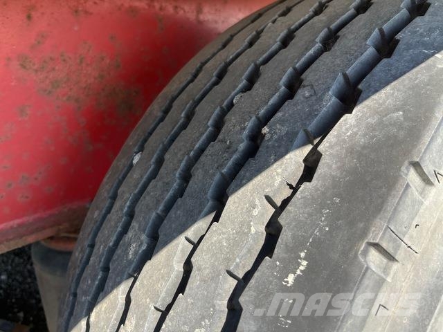 Fruehauf Vyklápacie prívesy