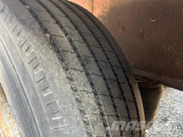 Fruehauf Vyklápacie prívesy