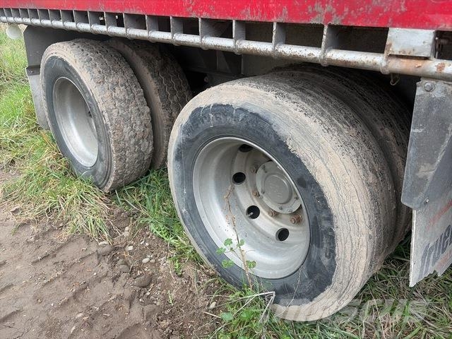 Fruehauf  مقطورات قلابة