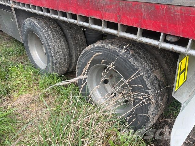 Fruehauf  مقطورات قلابة