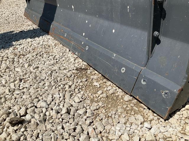 Fuchs MHL335 Stroje pre manipuláciu s odpadom