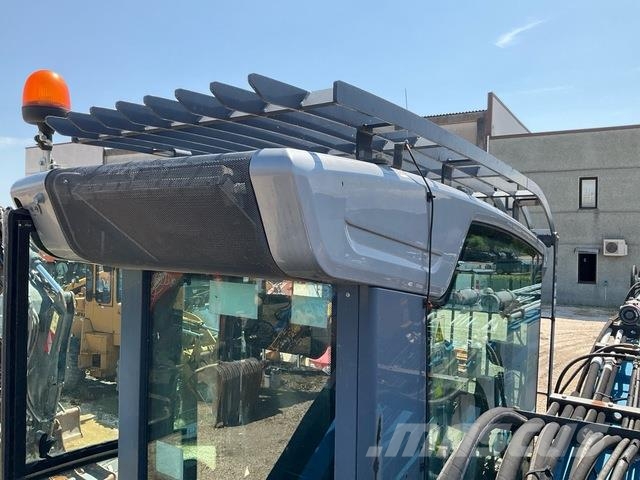 Fuchs MHL335 Stroje pre manipuláciu s odpadom