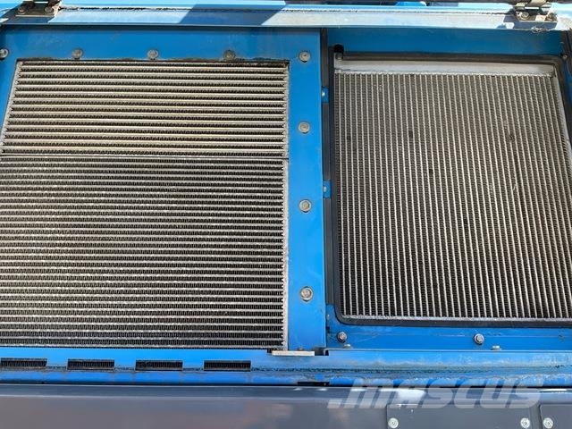 Fuchs MHL335 Stroje pre manipuláciu s odpadom