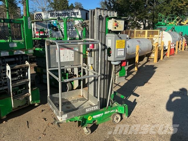 Genie AWP-30S Plataformas elevatórias verticais
